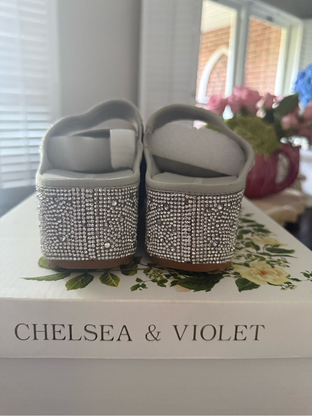 Chelsea & Violet Rhinestone Platform Slides Light Grey - Picture 7 of 8